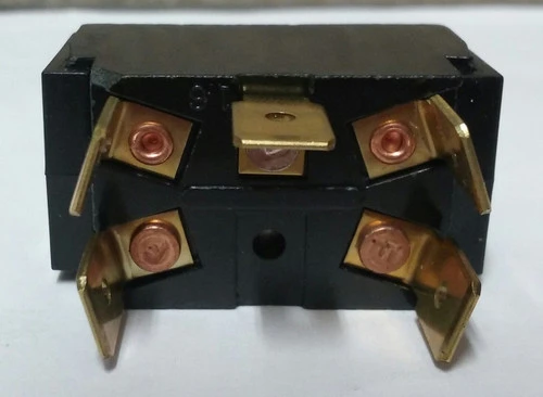 LT-1581-601-012 Carling Red Lit Tip Toggle, Double Momentary, Center Off, Lit In All Positions 1 LT-1581-601-012 Carling Red Lit Tip Toggle, Double Momentary, Center Off, Lit In All Positions